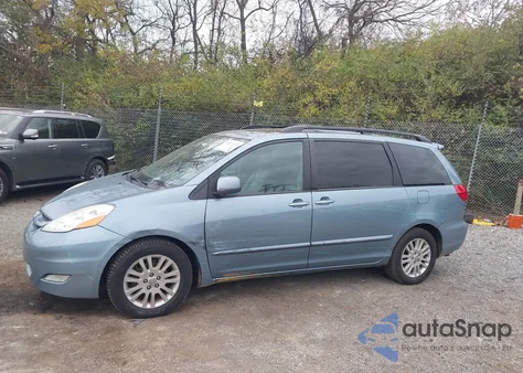 2010 Toyota Sienna Xle z USA, uszkodzony, nr VIN 5TDYK4CC2AS337620